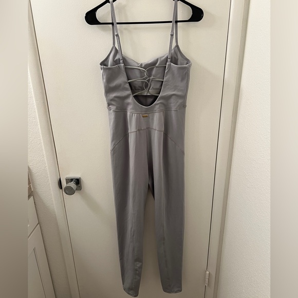 NWT! LSPACE Go the Distance Jumpsuit in Sage - Size L - Picture 6 of 9